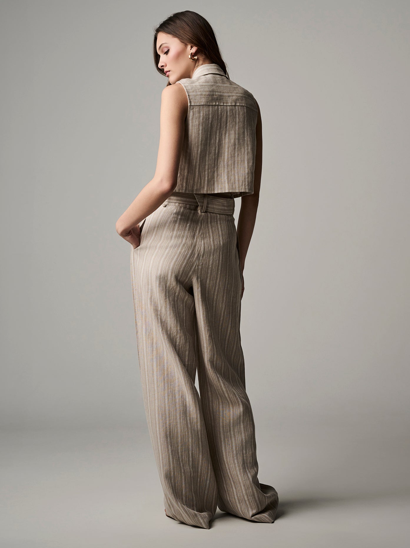 ALINA PANT